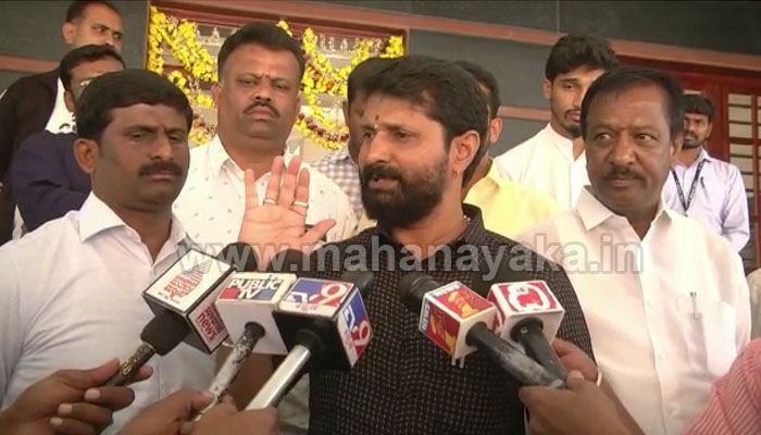 c t ravi