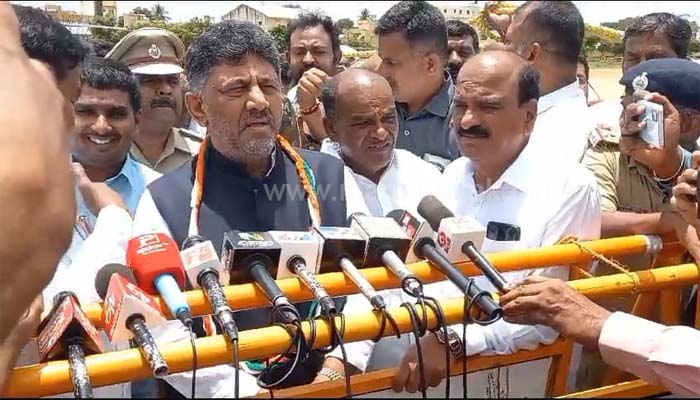 d.k shivakumar