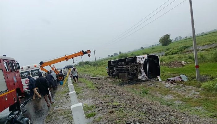 bus accident rayichuru