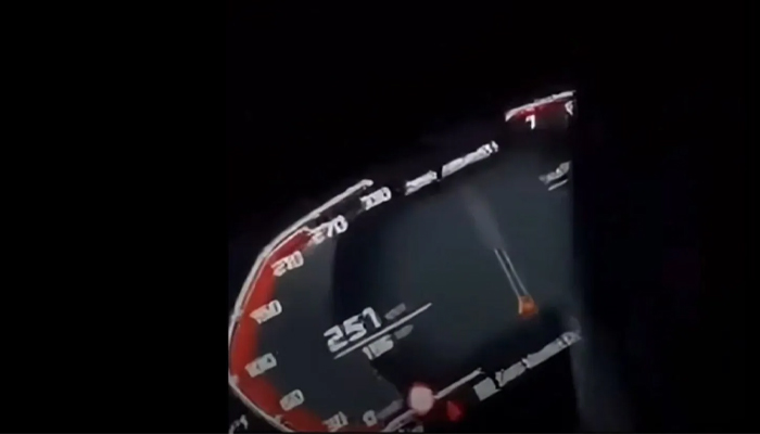 bmw car speed.jpg
