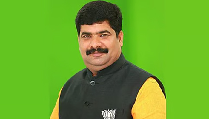 vedavyas kamath.jpg