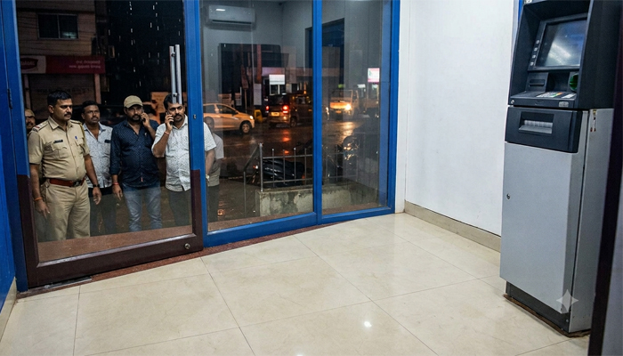 atm.jpg